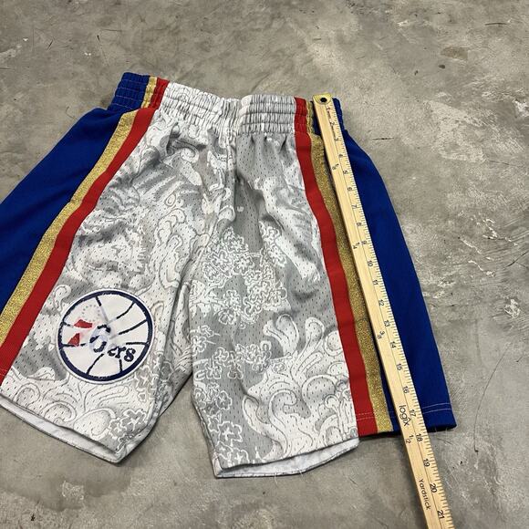 76ers Mitchell Ness Shorts Men's Small Hardwood Classics Year of The Tiger READ - Picture 4 of 7
